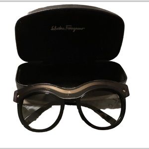 SALVATORE FERRAGAMO 774 Sunglasses Women Black Translucent Gold SF774S Gradient